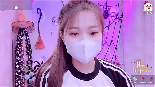 hen237 online show from 10/25/25, 09:48