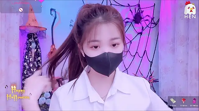 hen237 online show from 10/31/25, 10:27