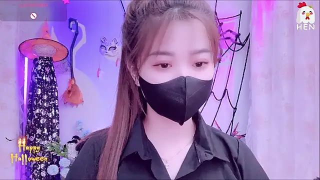 hen237 online show from 11/05/25, 12:47