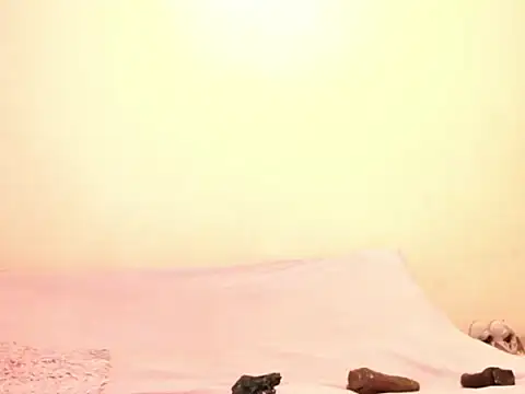 Queen BootyXXX online show from 11/18/25, 02:05