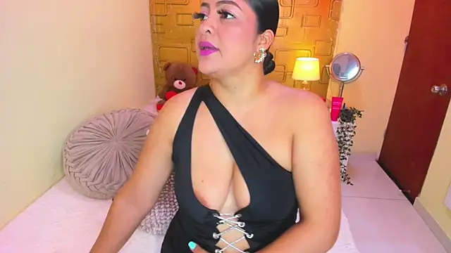 Snapshot of Julia_Haye chatting on 07/01/26, 03:51 Julia Haye online show from 07/01/26, 03:51