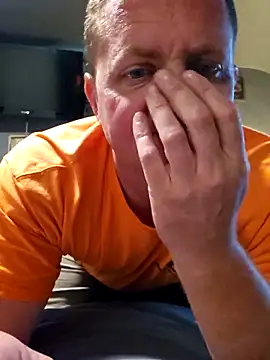 taurada76 online show from 10/26/25, 04:51