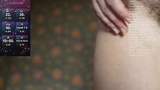 Snapshot of SophieBush chatting on 11/09/25, 02:43 SophieBush online show from 11/09/25, 02:43