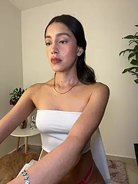 SelenaStone online show from 02/24/25, 10:47