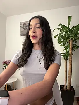 SelenaStone online show from 12/20/25, 10:23