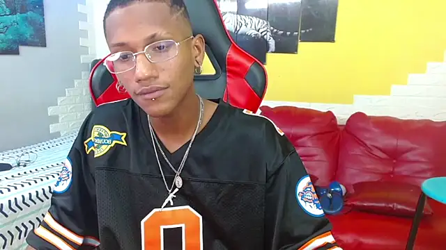 ManSant online show from 10/29/25, 03:33