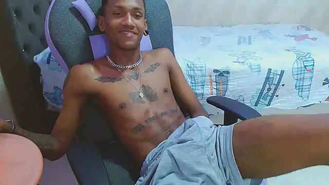 Snapshot of ManSant chatting on 03/01/25, 06:21 ManSant online show from 03/01/25, 06:21