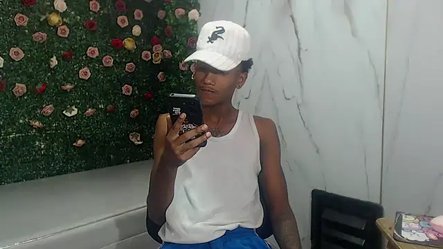 Snapshot of ManSant chatting on 05/26/26, 03:10 ManSant online show from 05/26/26, 03:10