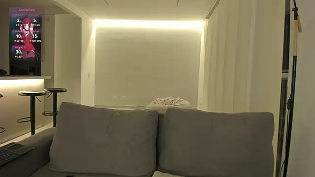 KaryAndTylor online show from 02/14/25, 02:18