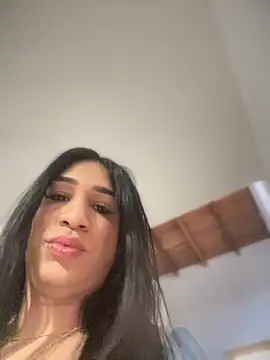 Ashly Miller online show from 11/06/25, 07:40