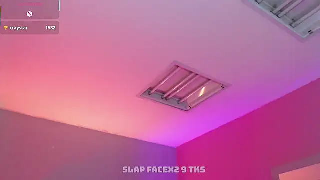 Snapshot of kim_blake chatting on 03/05/25, 03:40 kim blake online show from 03/05/25, 03:40