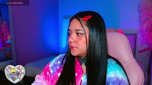 Snapshot of kim_blake chatting on 02/15/25, 11:50 kim blake online show from 02/15/25, 11:50