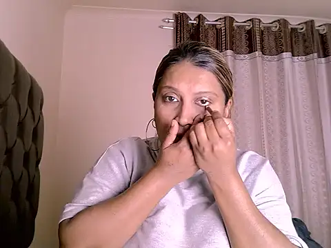 eroticbeauty37 online show from 05/29/26, 04:46