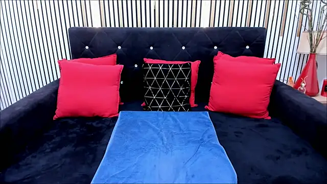 kattsuunnyy online show from 11/21/25, 08:52