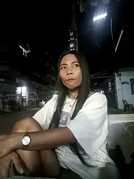 Snapshot of KinkyKit_May chatting on 02/26/25, 05:21 KinkyKit May online show from 02/26/25, 05:21