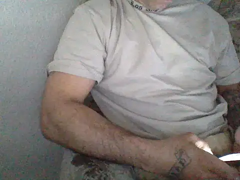 Snapshot of Nowy111 chatting on 05/14/26, 10:45 Nowy111 online show from 05/14/26, 10:45