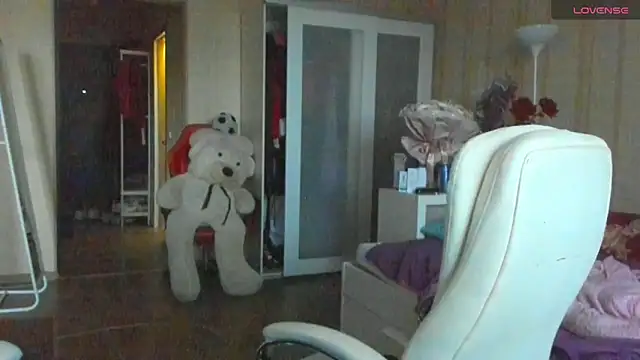 Snapshot of PamHardFuck chatting on 10/28/25, 12:59 PamHardFuck online show from 10/28/25, 12:59