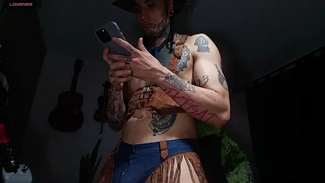 Snapshot of Ryuk_it chatting on 06/03/26, 12:11 Ryuk it online show from 06/03/26, 12:11