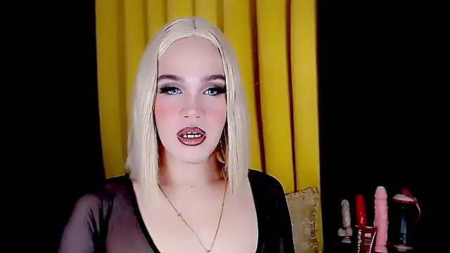 arianneXXX ts online show from 09/17/25, 10:01