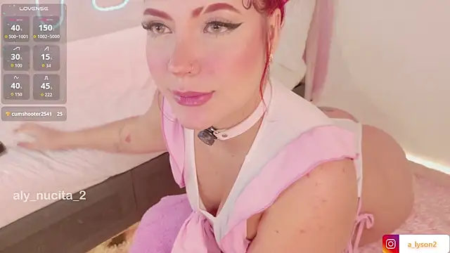 Snapshot of aly_nucita_ chatting on 10/18/25, 11:45 aly nucita online show from 10/18/25, 11:45