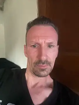 Jottard online show from 04/10/26, 03:52