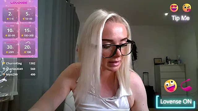 chelseablonde online show from 01/31/25, 12:39