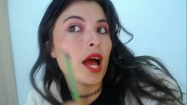 Snapshot of Alexandrasaenz chatting on 02/27/25, 10:53 Alexandrasaenz online show from 02/27/25, 10:53