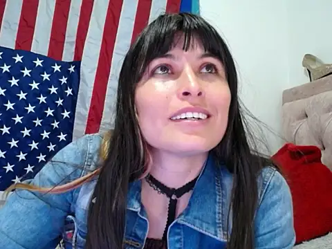 Snapshot of Alexandrasaenz chatting on 06/15/26, 09:47 Alexandrasaenz online show from 06/15/26, 09:47