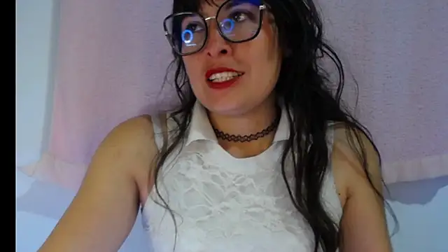 Alexandrasaenz online show from 12/03/25, 02:23