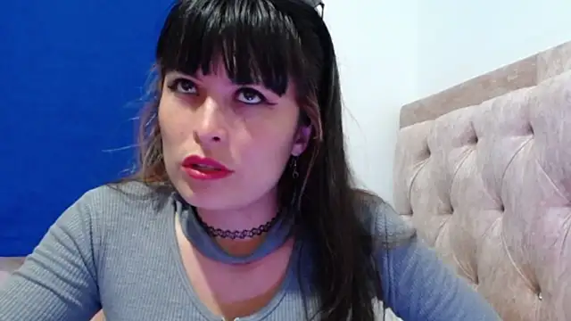 Snapshot of Alexandrasaenz chatting on 04/21/26, 10:27 Alexandrasaenz online show from 04/21/26, 10:27
