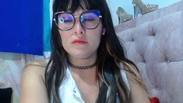 Snapshot of Alexandrasaenz chatting on 05/04/26, 09:06 Alexandrasaenz online show from 05/04/26, 09:06