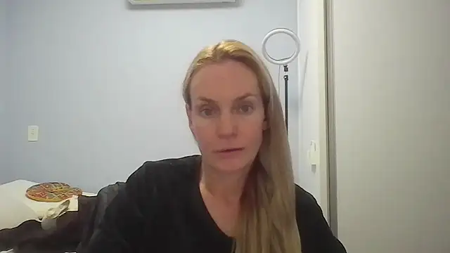 Annylove1 online show from 05/30/26, 12:17