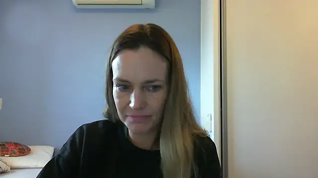 Annylove1 online show from 09/26/25, 11:06