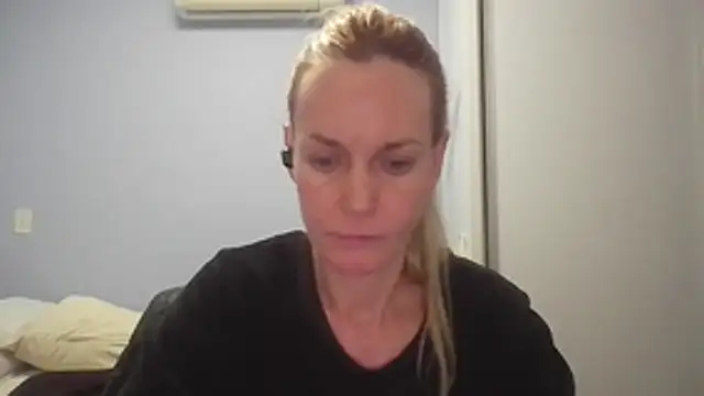 Annylove1 online show from 05/24/26, 12:54