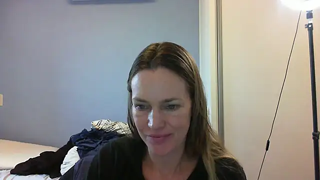 Annylove1 online show from 11/04/25, 10:08