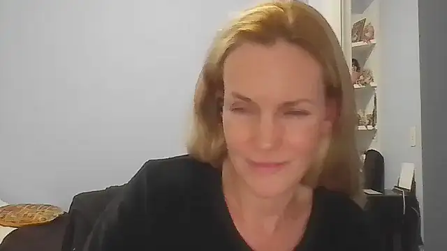 Annylove1 online show from 05/19/26, 12:15