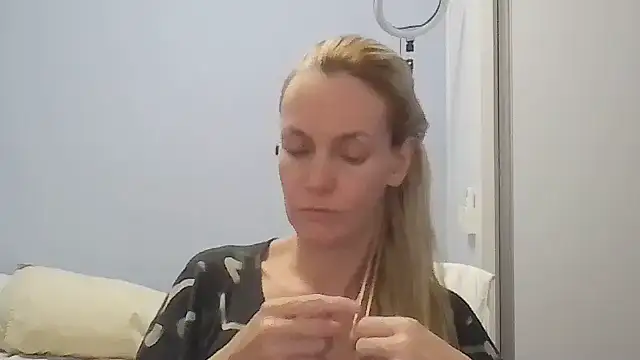 Annylove1 online show from 03/31/26, 12:34