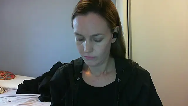 Annylove1 online show from 10/02/25, 10:51