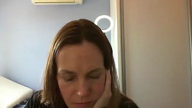 Annylove1 online show from 10/22/25, 05:12