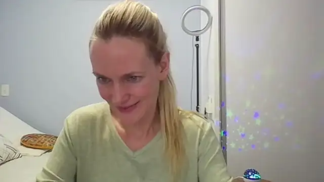 Annylove1 online show from 02/22/26, 01:19