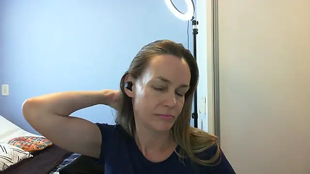 Annylove1 online show from 11/05/25, 11:35