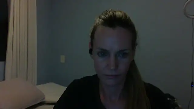 Annylove1 online show from 10/24/25, 12:09