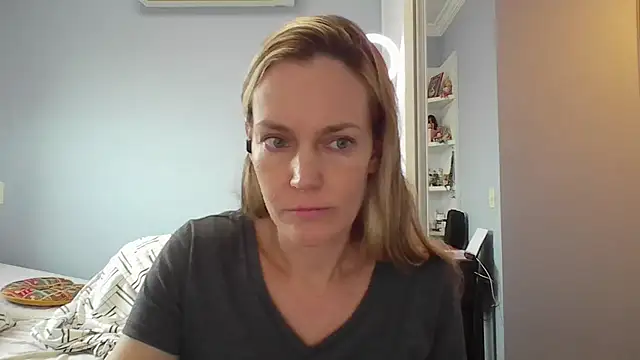 Annylove1 online show from 02/10/26, 10:47