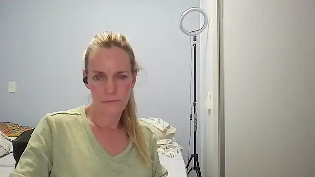 Annylove1 online show from 03/06/26, 12:27