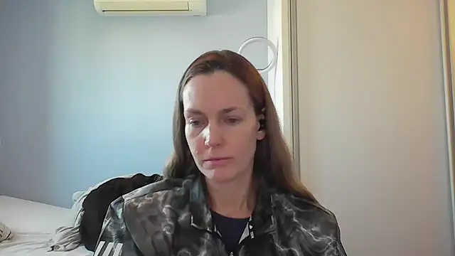 Annylove1 online show from 11/28/25, 11:54