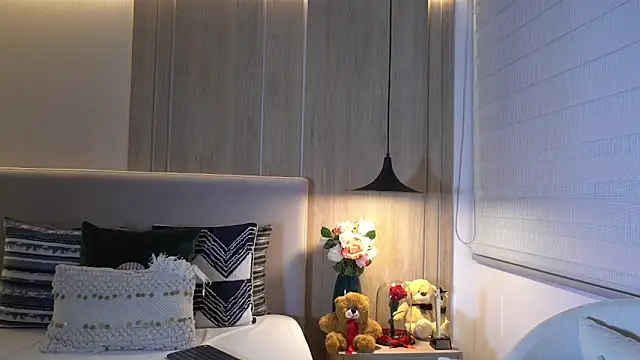 KalaBeckett  online show from 03/29/26, 11:56