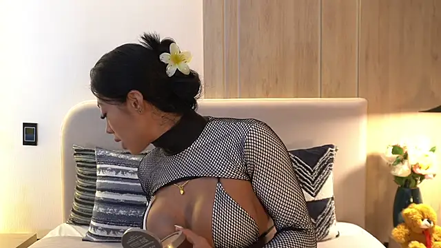 KalaBeckett  online show from 03/25/26, 11:31