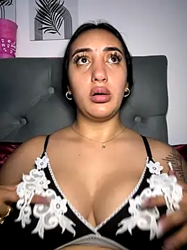 Hannahoff online show from 11/03/25, 03:12