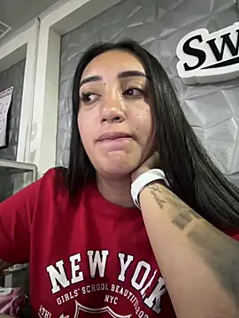 Hannahoff online show from 02/18/25, 12:37