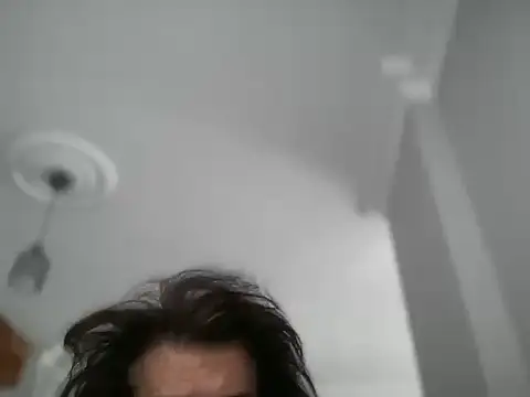 Snapshot of ALPHANDRE chatting on 11/23/25, 06:23 ALPHANDRE online show from 11/23/25, 06:23